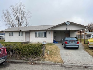 985 NW 2nd Ave, Ontario, OR 97914