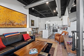 293 Plus Park Blvd Unit 214, Nashville, TN 37217