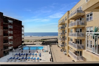750 Shore Rd Unit 4B, Long Beach, NY 11561