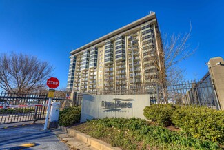 655 S Riverside Dr Unit 405B, Memphis, TN 38103