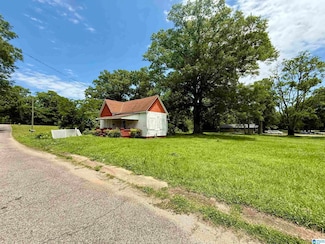 503 Mcdaniel St, Hobson City, AL 36201