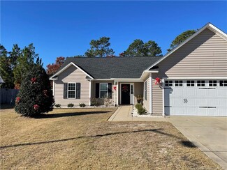 563 Mildenhill Rd, Hope Mills, NC 28348