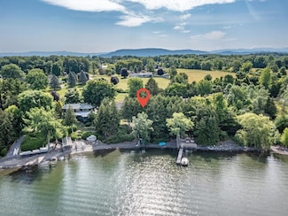 1088 Tri Town Rd, Addison, VT 05491