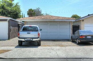 3380 Adriatic Ave, Long Beach, CA 90810