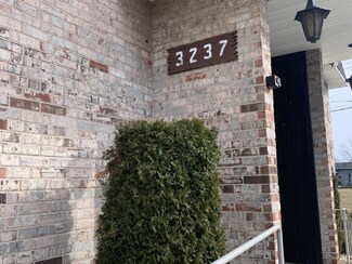 3237 S Manor Dr Unit 110, Lansing, IL 60438