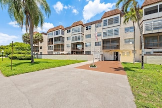 7100 NW 17th St Unit 218, Plantation, FL 33313