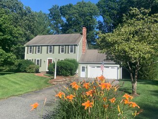26 French Farm Rd, Attleboro, MA 02703