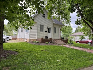 603 Capps Ave, Nokomis, IL 62075