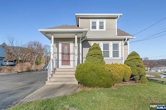 12 Roosevelt Ave Unit 1, North Haledon, NJ 07508