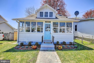 3713 27th St, Chesapeake Beach, MD 20732