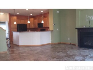 9514 9514 Scott Cir N, Brooklyn Park, MN 55443