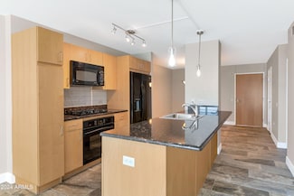 4808 N 24th St Unit 603, Phoenix, AZ 85016