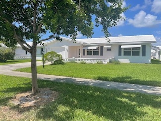 723 SW 18th St, Boynton Beach, FL 33426