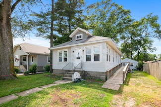 14612 Kolmar Ave, Midlothian, IL 60445