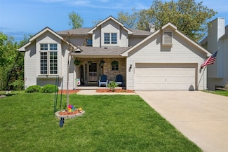 3322 Riverside Dr NE, Cedar Rapids, IA 52411