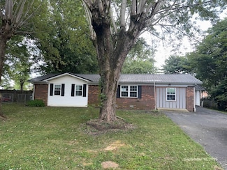 145 Summermont Cir, Summer Shade, KY 42166