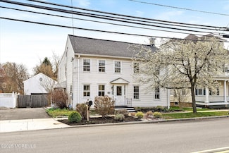 43 N Main St, Allentown, NJ 08501