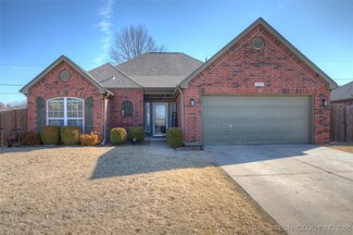 5207 Barr Dr, Sand Springs, OK 74063