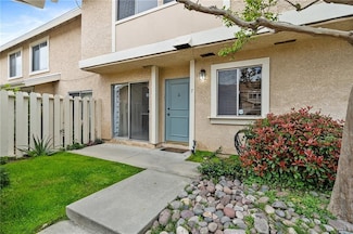 10125 De Soto Ave Unit 7, Chatsworth, CA 91311