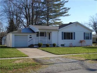 720 Dagget Dr, Napoleon, OH 43545
