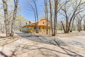 19865 Leisureland Rd, Mabank, TX 75156