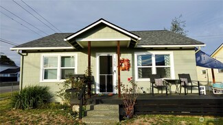 139 W 3rd St, Port Angeles, WA 98362