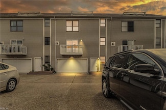 2302 Merry Oaks Ct, Virginia Beach, VA 23451