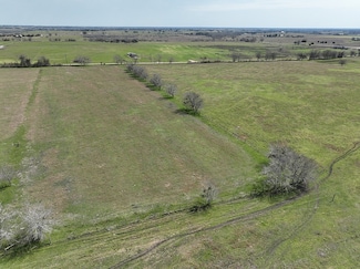 TR 6 Falke-Heinrich Rd, Schulenburg, TX 78956