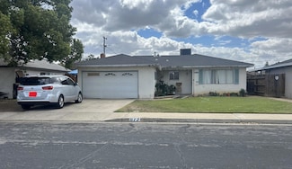 872 W Fairmont Ave, Clovis, CA 93612