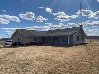 28337 225th St, Bloomfield, IA 52537