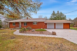 8351 140th St N, Hugo, MN 55038
