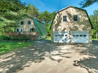 81 Smith Rd, Hallowell, ME 04347