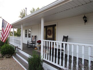 11807 Market Ave NW, Uniontown, OH 44685