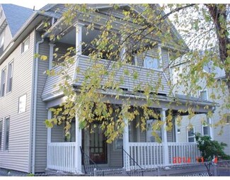 68 Rochelle St Unit 70, Springfield, MA 01109