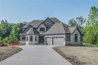 4860 Brainard Rd, Chagrin Falls, OH 44022