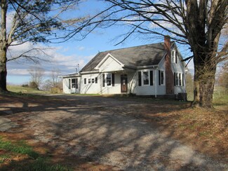 13333 Saint John Ln, Glade Spring, VA 24340