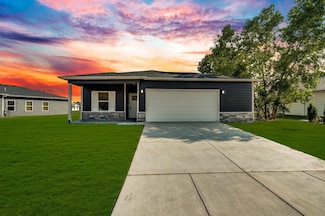 225 Lakeside Dr, Cheney, KS 67025