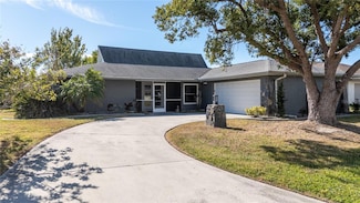 3231 Meadow Run Dr, Venice, FL 34293
