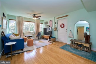 1225 Fairmont St NW Unit 202, Washington, DC 20009