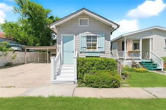 532 Esteban St, Arabi, LA 70032