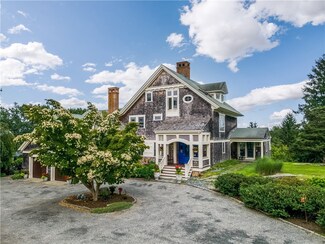 95 Walcott Ave, Jamestown, RI 02835