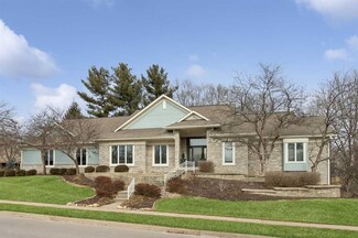 2806 Hickory Trail, Iowa City, IA 52245