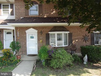 230 Popodickon Dr, Boyertown, PA 19512