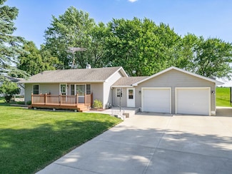 12501 Hebron Rd, Hebron, IL 60034