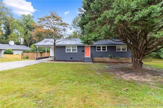 2207 Mcbain Dr, Fayetteville, NC 28305