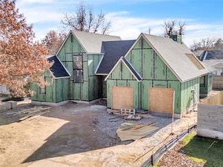 1826 Drakestone Ave, Nichols Hills, OK 73120