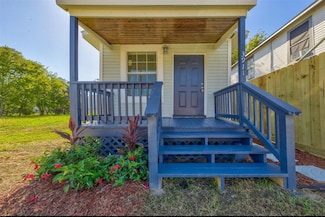 3911 Winnie St, Galveston, TX 77550