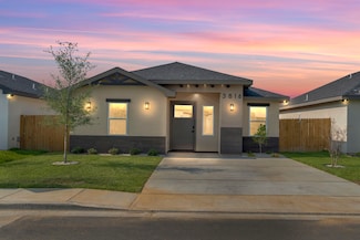 3816 Yoyis St, Laredo, TX 78046