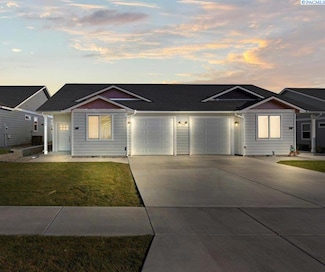 205 Claret Dr, Prosser, WA 99350