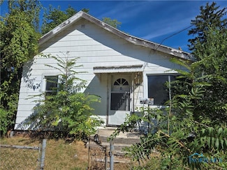 1338 Pinewood Ave, Toledo, OH 43607